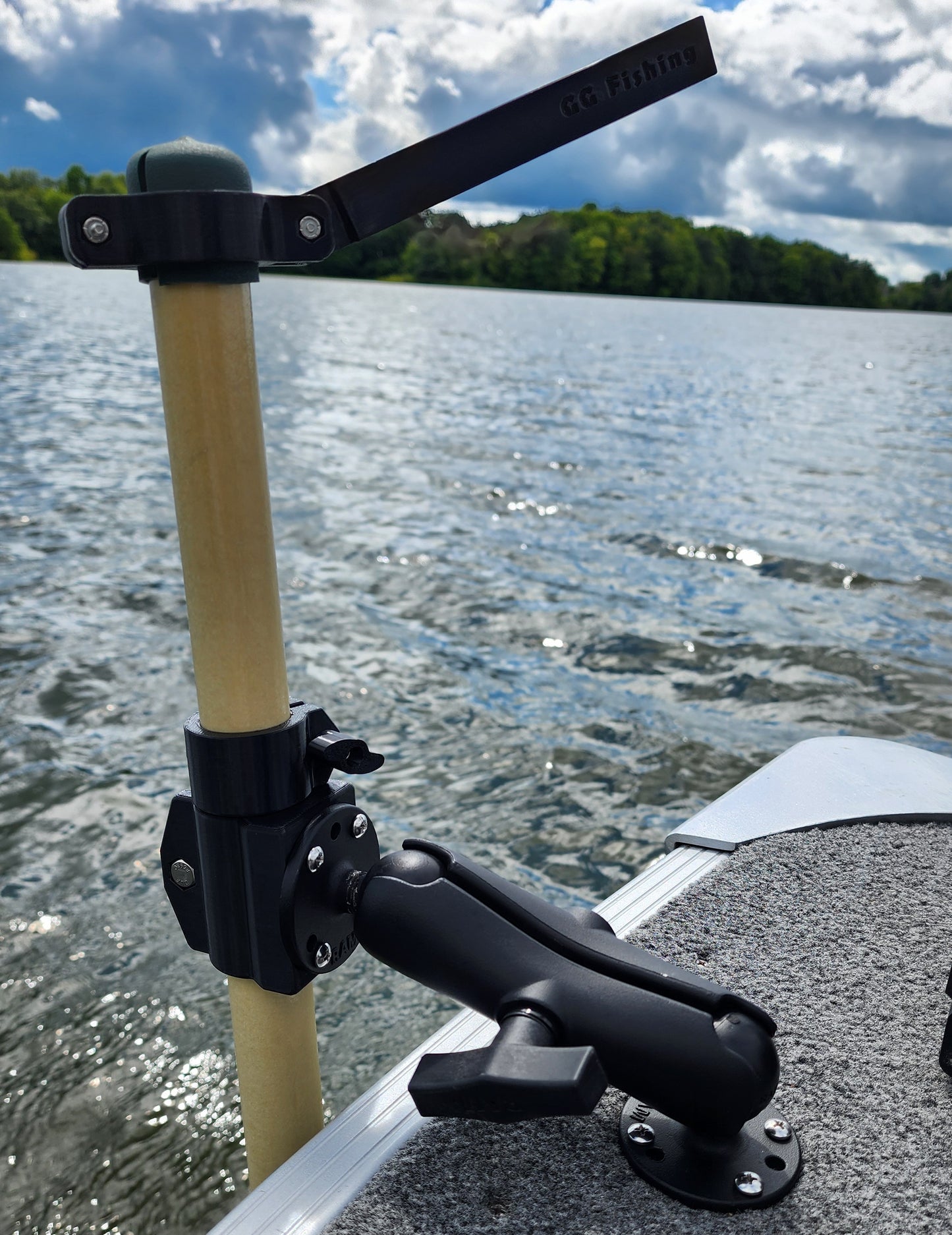 Transducer Pole Mount Kit for Wooster Pole and 4-hole AMPS pattern RAM mount, C or D size ball - RAM Mount and Pole NOT Included